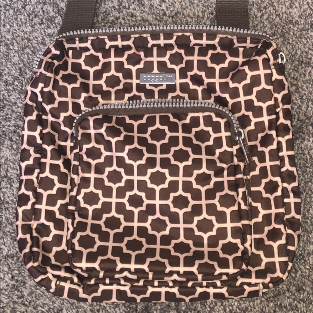Baggallini purse